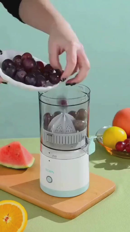 Portable Citrus Squeezer & Presser